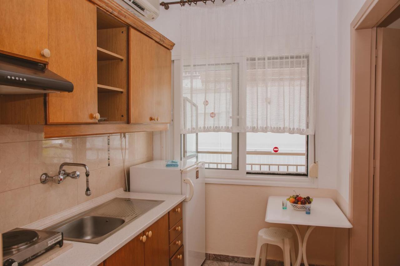 Apartments Tania Paralia Dionysiou Exterior photo